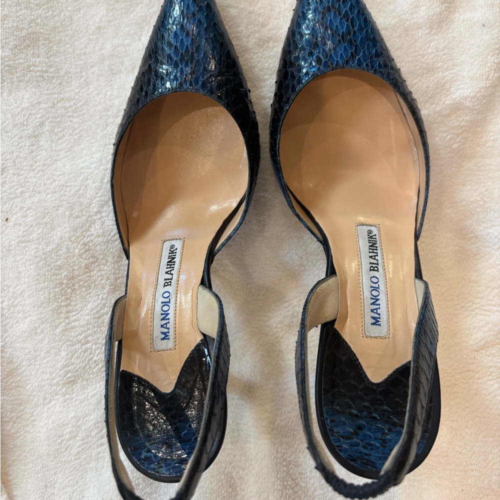 Manolo Blahnik Navy Snakeskin Slingback Heels